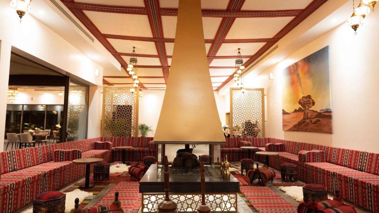 Signature Jordan | Stars and Desert Sands