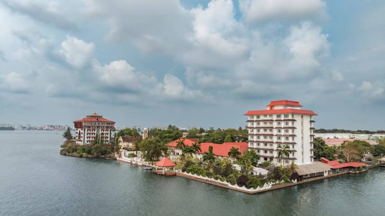 Signature India | Between Spices & Backwaters