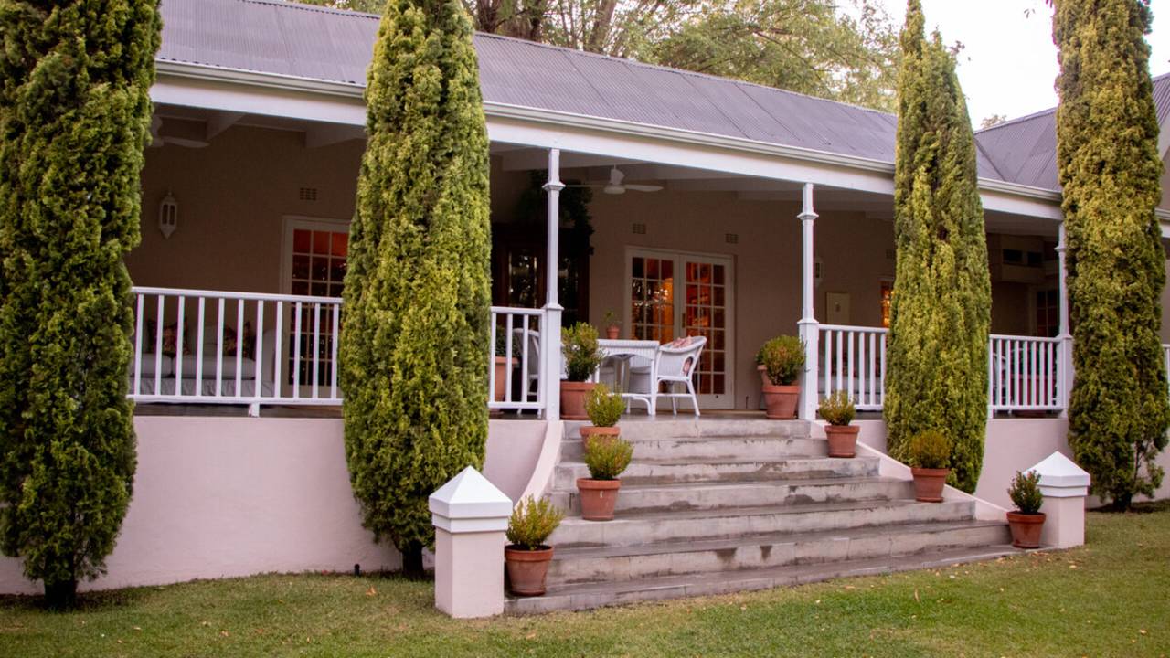 Signature South Africa | Wild Coasts & Winelands