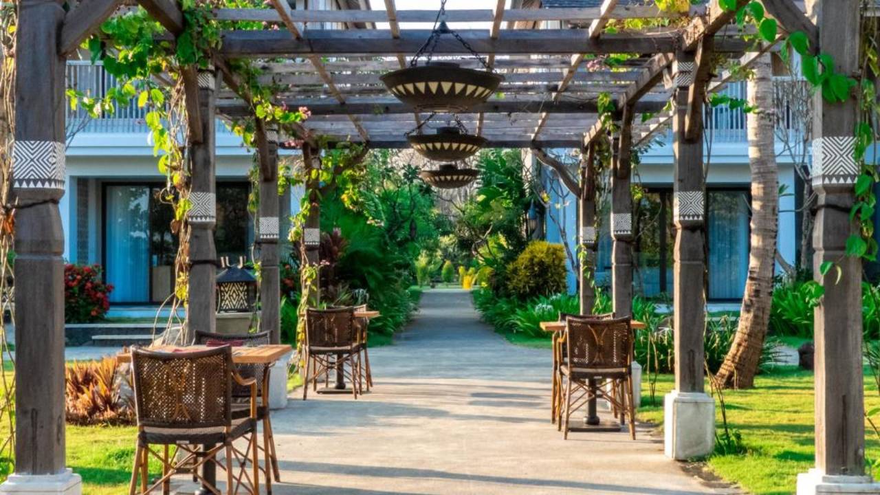 Signature Indonesia | The Sacred Wild Isles