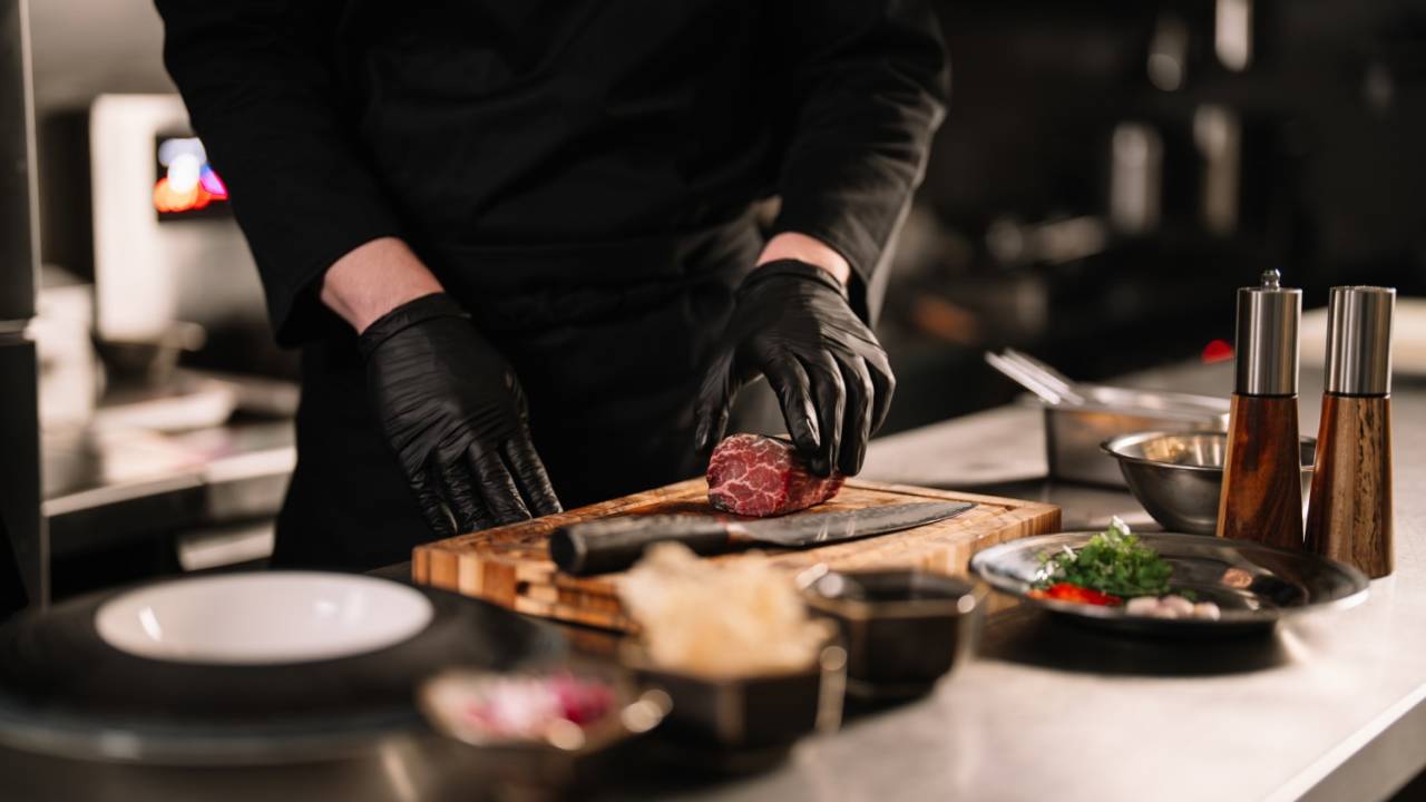 Signature Vietnam | In Fabric & Folklore