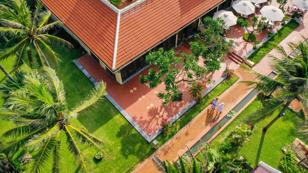 Signature Vietnam | In Fabric & Folklore