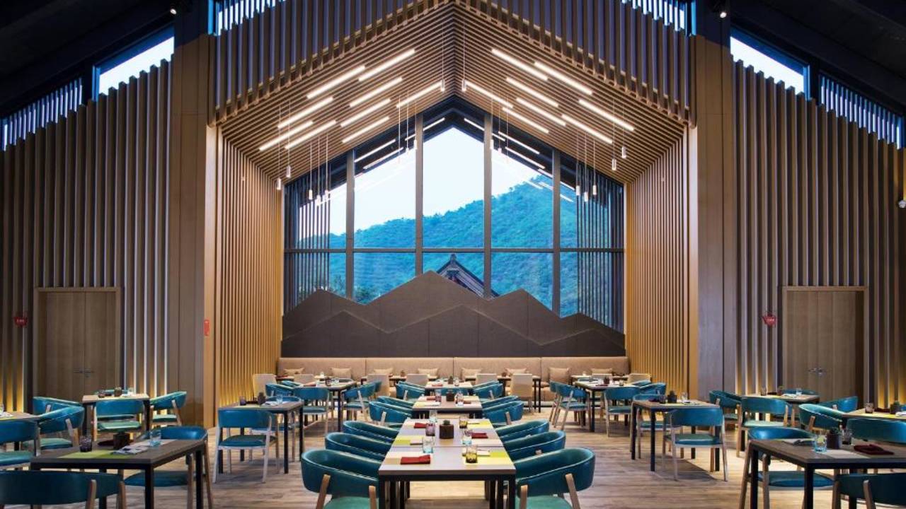 Signature China | Great Wall & Warriors