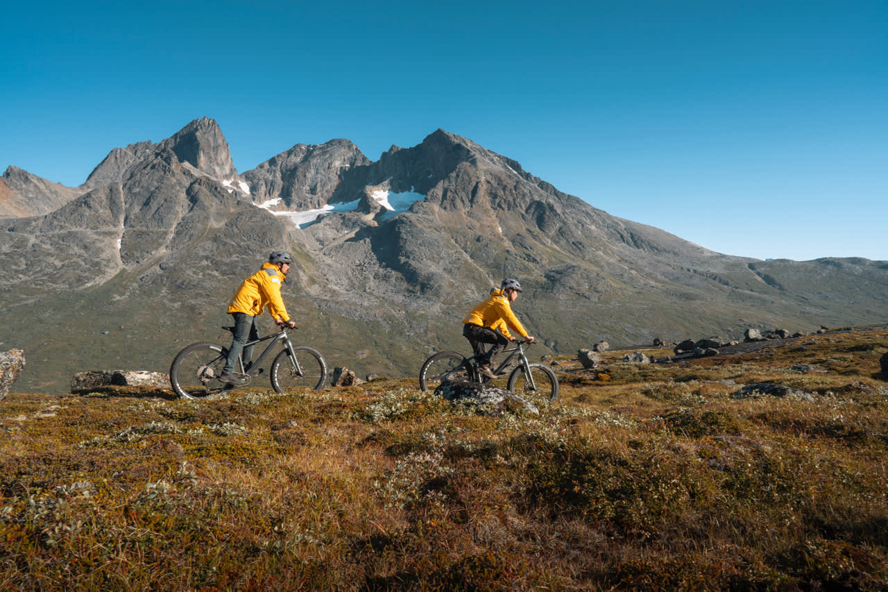 Polar Travel Trends for 2025: Why More Adventurers Are Choosing Arctic and Antarctic Cruises 