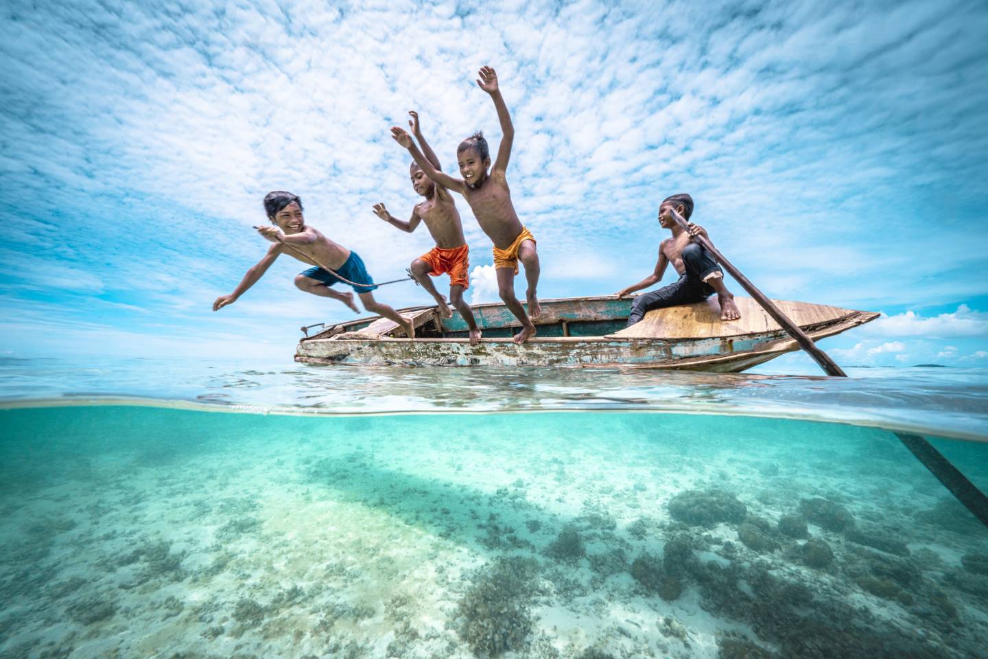 Island boat children