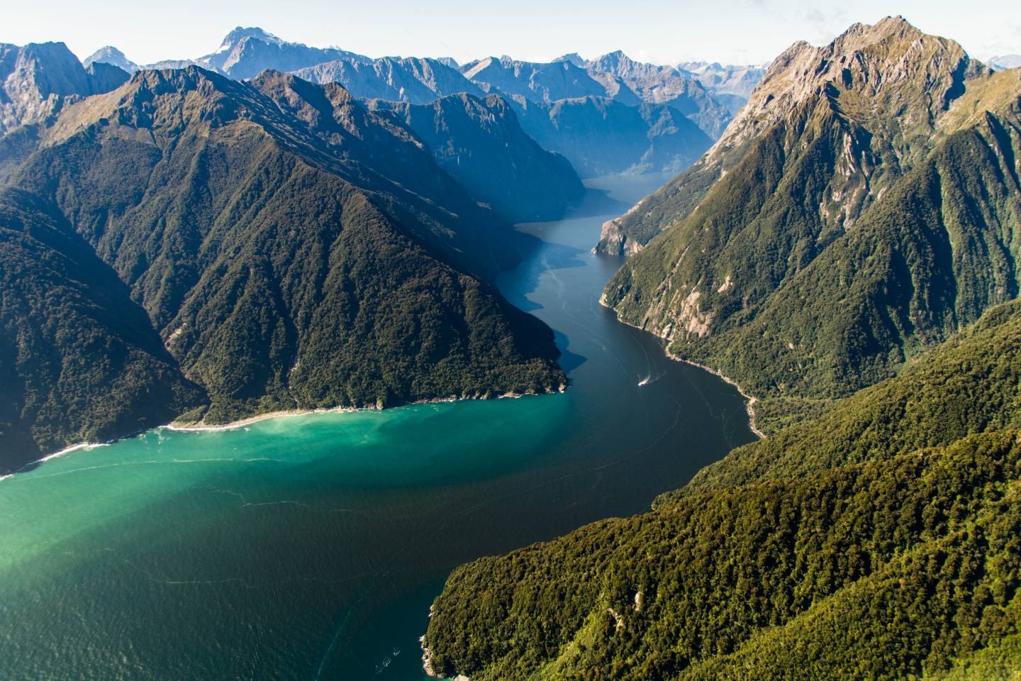 Southern Eclipse: New Zealand and Australia by Private Air