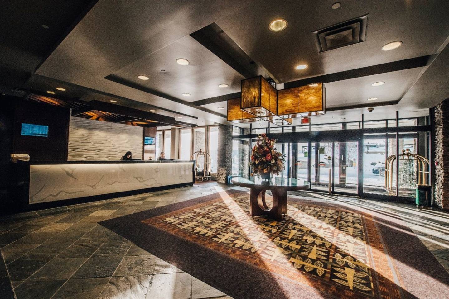 Explorer Hotel