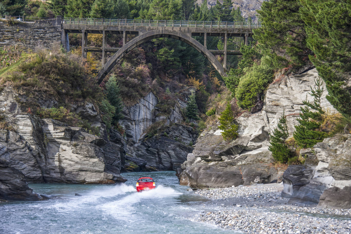 jet boat