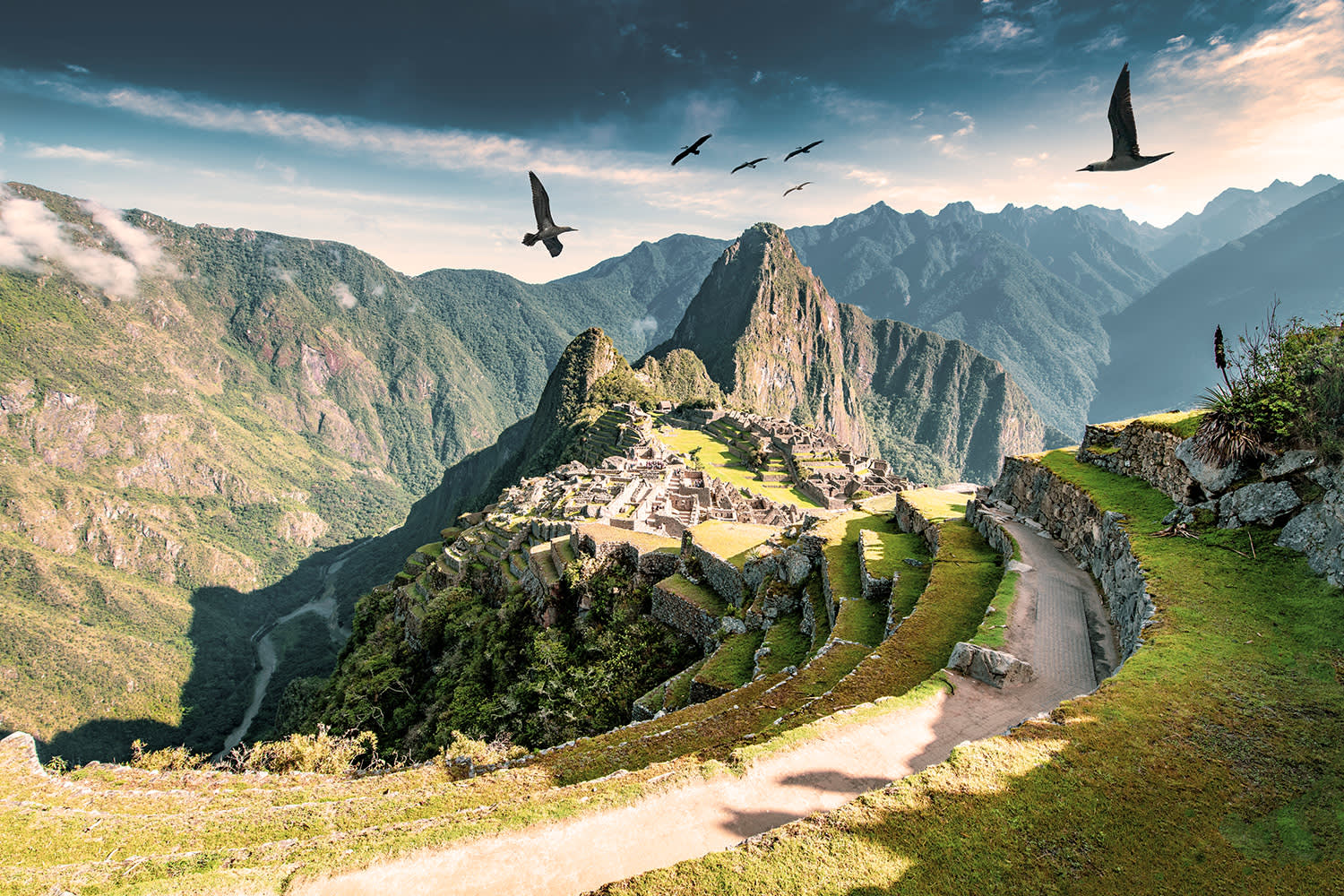 Moonstone Trail in Peru