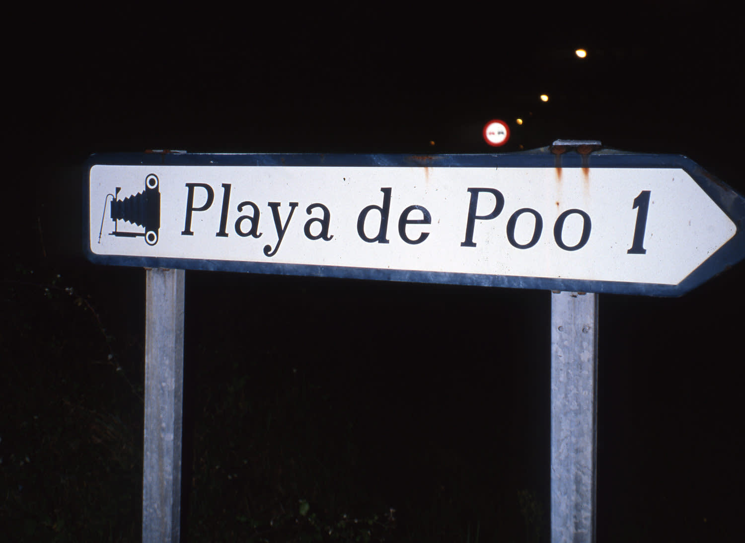 playa de poo sign