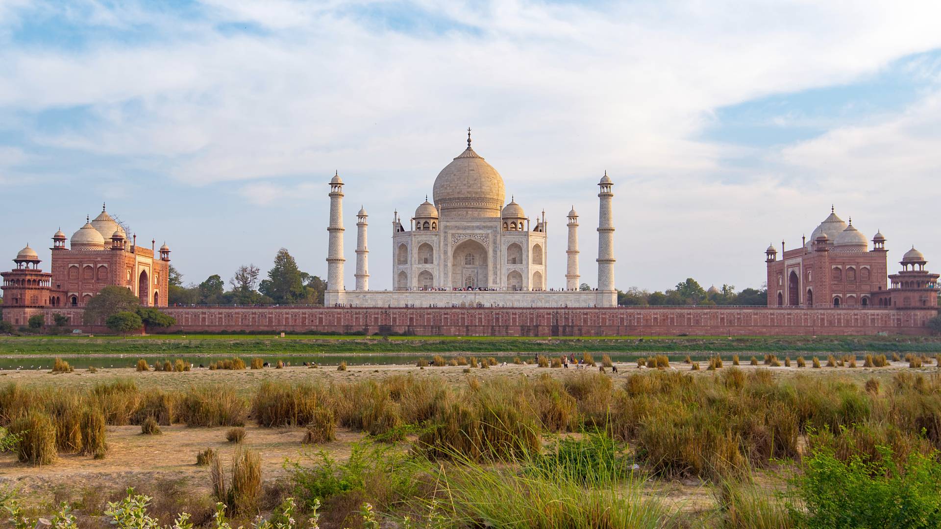 Breathtaking view of Taj Mahal from distance, Agra, India