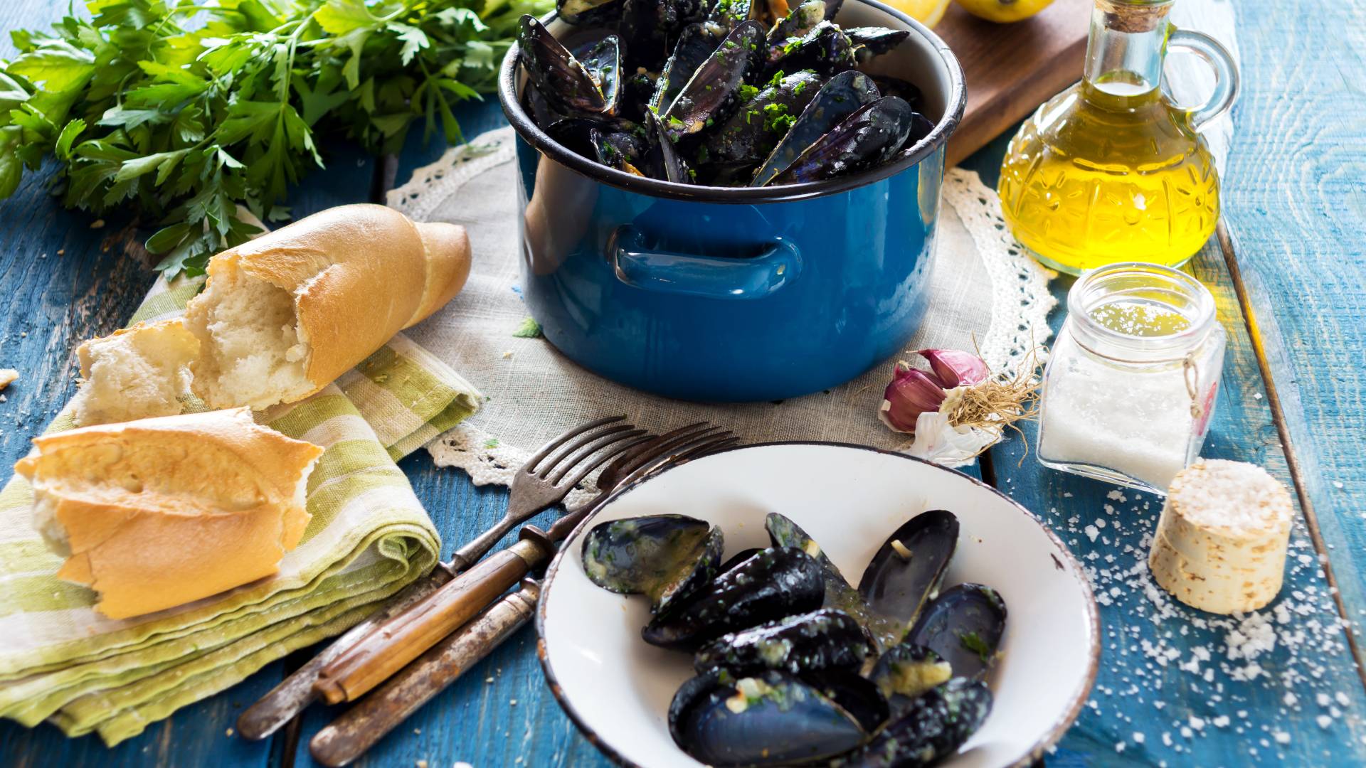 Mussels with buzara sauce