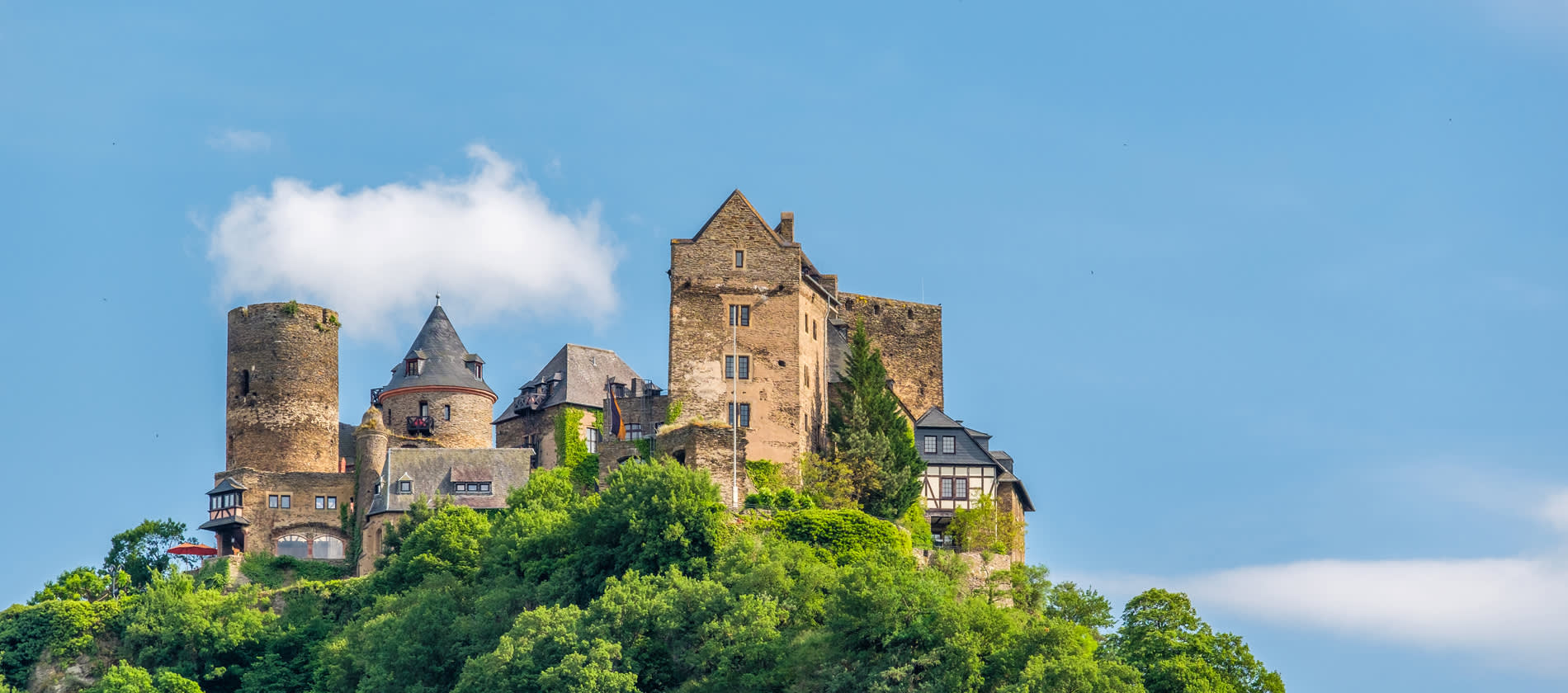 Schonburg Castle at Rhine Valley (Rhine Gorge) near Oberwesel, Germany, Europe
