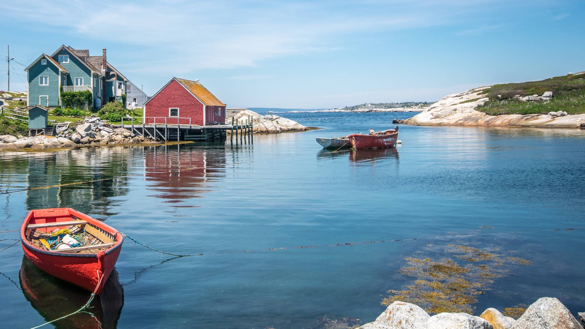 Rails of Discovery: From Eastern Cities to Atlantic Shores