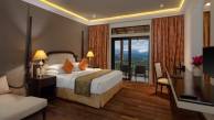 Earl’s Regency Hotel