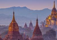 Die Pagoden von Bagan von oben gesehen
