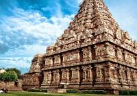 Enchanting Travels South India Tours an ancient hindu temple in southern india, Madurai, Tamil Nadu