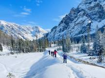Snowshoeing in the Dolomites – Premium Adventure