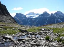 Canadian Rockies: Heli-Hike & Wilderness