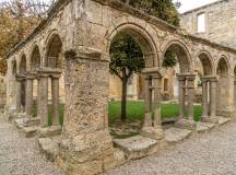 cloister-st-emilion