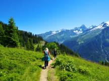 Walking Tour du Mont Blanc – Premium