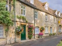 Cycle the Cotswolds: Oxford to Bath – Private Group Adventure