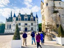 Loire Valley: Walks, Wine & Chateaux