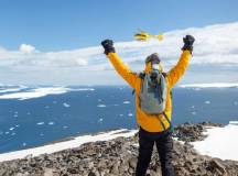Antarctica by Helicopter: Icebergs, Mountains & Remote Lands