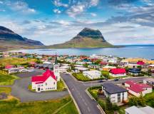 Iceland Circumnavigation: Helicopters, Glaciers and Volcanoes