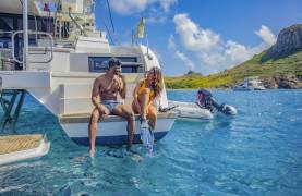 Chartering a Private Yacht in The Seychelles is a “Royal Vacation”