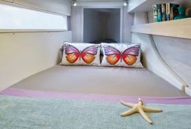 Moorings 433PC cabin