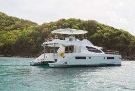 moorings 514PC underway