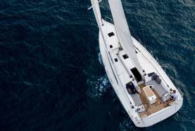 Oceanis 40.1 Deck