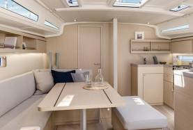 Oceanis 40.1 Lounge