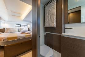 Moorings 4300 – 3 Cabin Catamaran