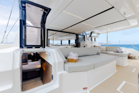 Moorings 5200 Crewed Yacht