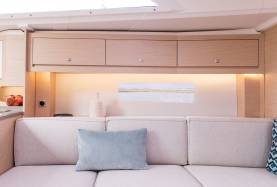 Sunsail 37.3 Layout