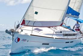 Sunsail 41 underway