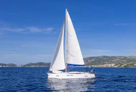 Sunsail 41 sailing