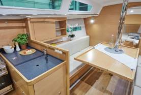 Sun Odyssey 319 – 2 Cabin