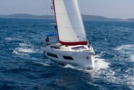 Sunsail 44.4 – 4 cabin