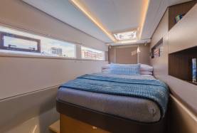 Sunsail 454 - cabin