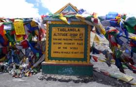 Taglangla altitude sign