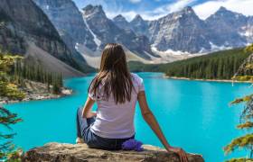 Solo Traveller looking over the Rockies