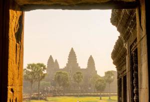 Vietnam & Angkor – Premium Adventure