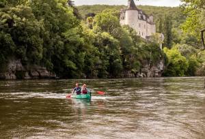 HW Dordogne Canoeing 12