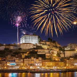 Private Tour: Indulge in Burgundy’s Grands Crus: Private Wine Tour from Beaune