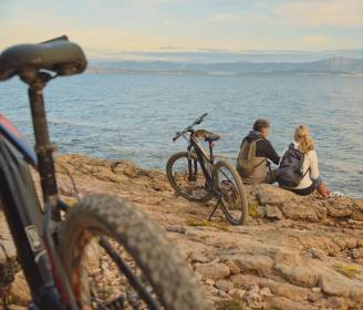 Clifftop Trails & Seaside Spins: 5 Scenic Coastal Trips in Europe 