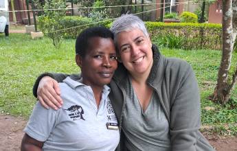 Chimps & Gorillas of Uganda