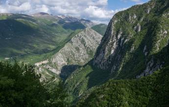 Italian Apennines: Walks & Wildlife